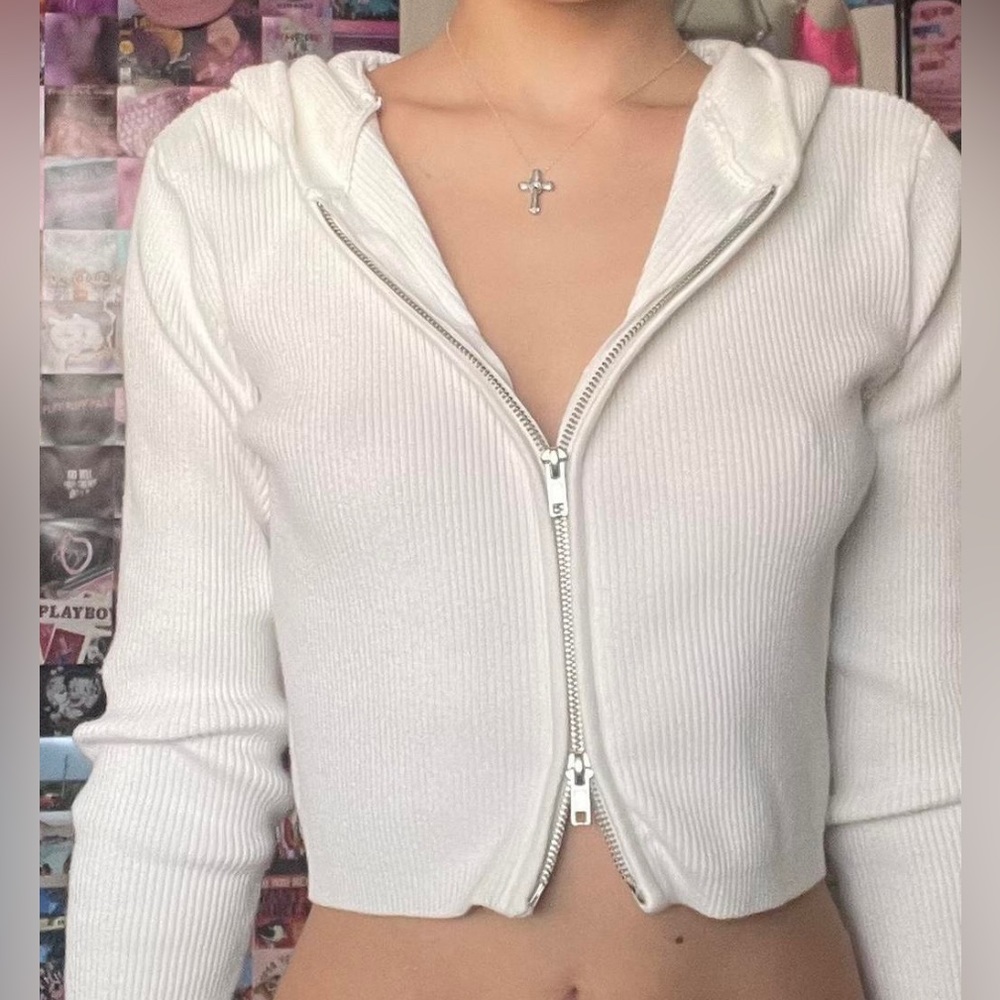 Brandy Melville two zipper cropped hoodie long sleeve